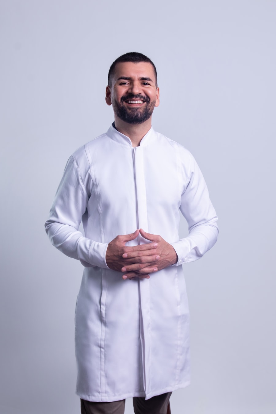 Dentista da clínica, retrato profissional